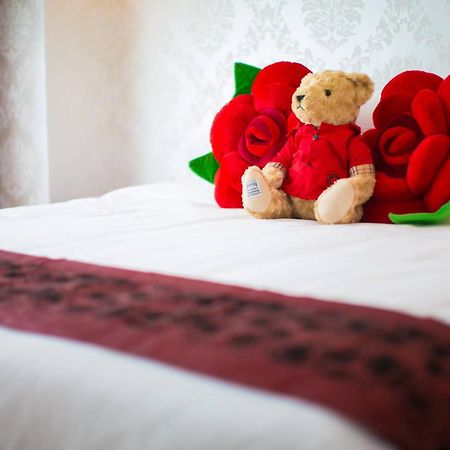 Jin Pin Hotel Манонг Екстериор снимка