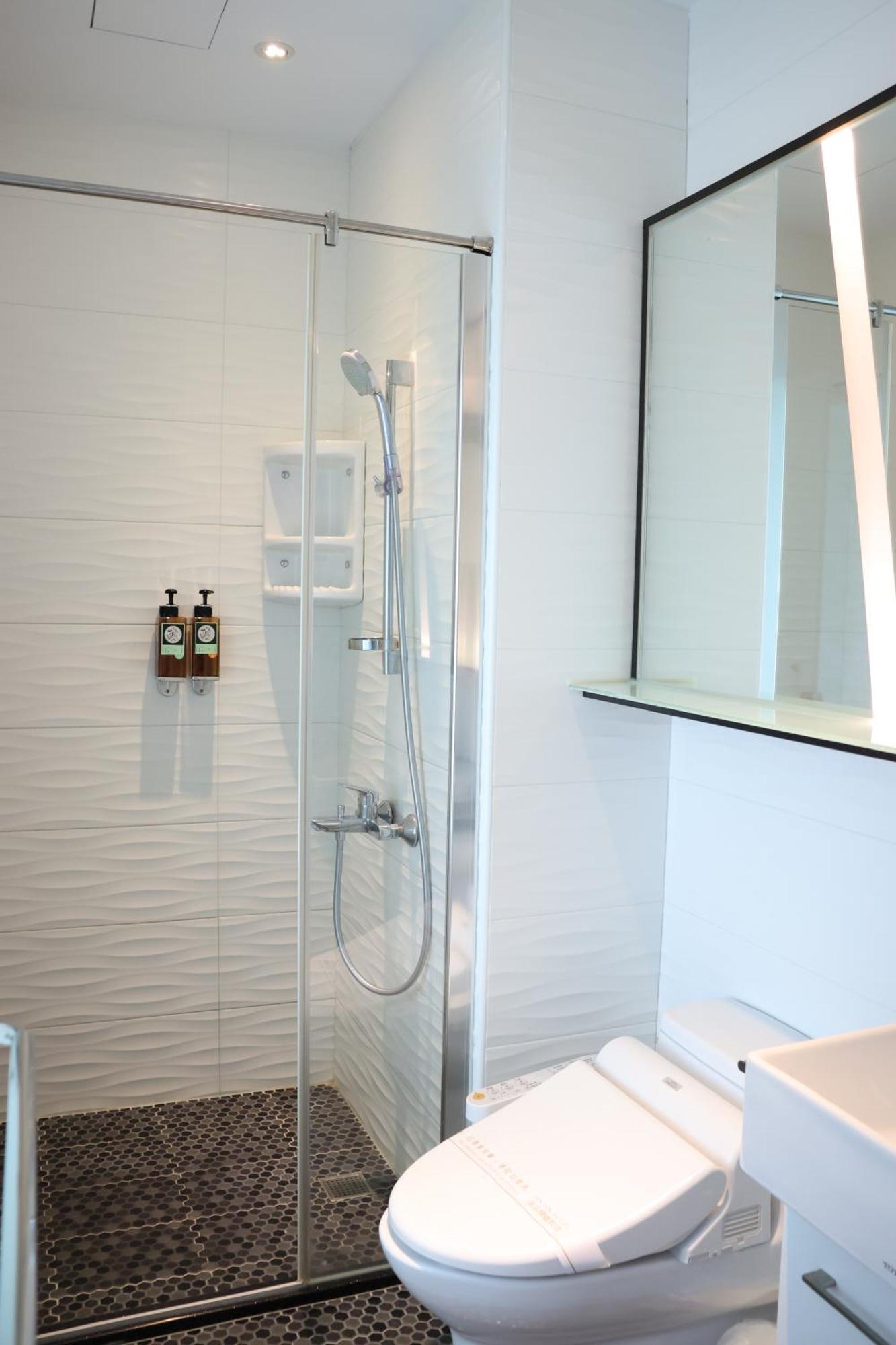 Jin Pin Hotel Манонг Екстериор снимка