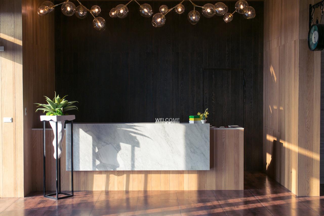 Jin Pin Hotel Манонг Екстериор снимка